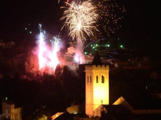 feu-d-artifice-st-pons---porte-nostre-sehne.jpg