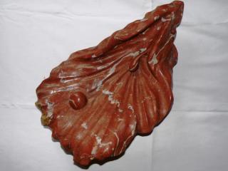 la-perle-rouge--sculpture-en-marbre-incarnat--caunes-minervois--de-jean-michel-lafitte.jpg