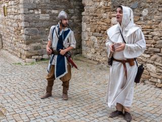 VISITES THÉÂTRALISÉES DANS LA CITÉ DE MINERVE